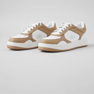 Alo Recovery Mode Sneaker. Size 11W 9.5M